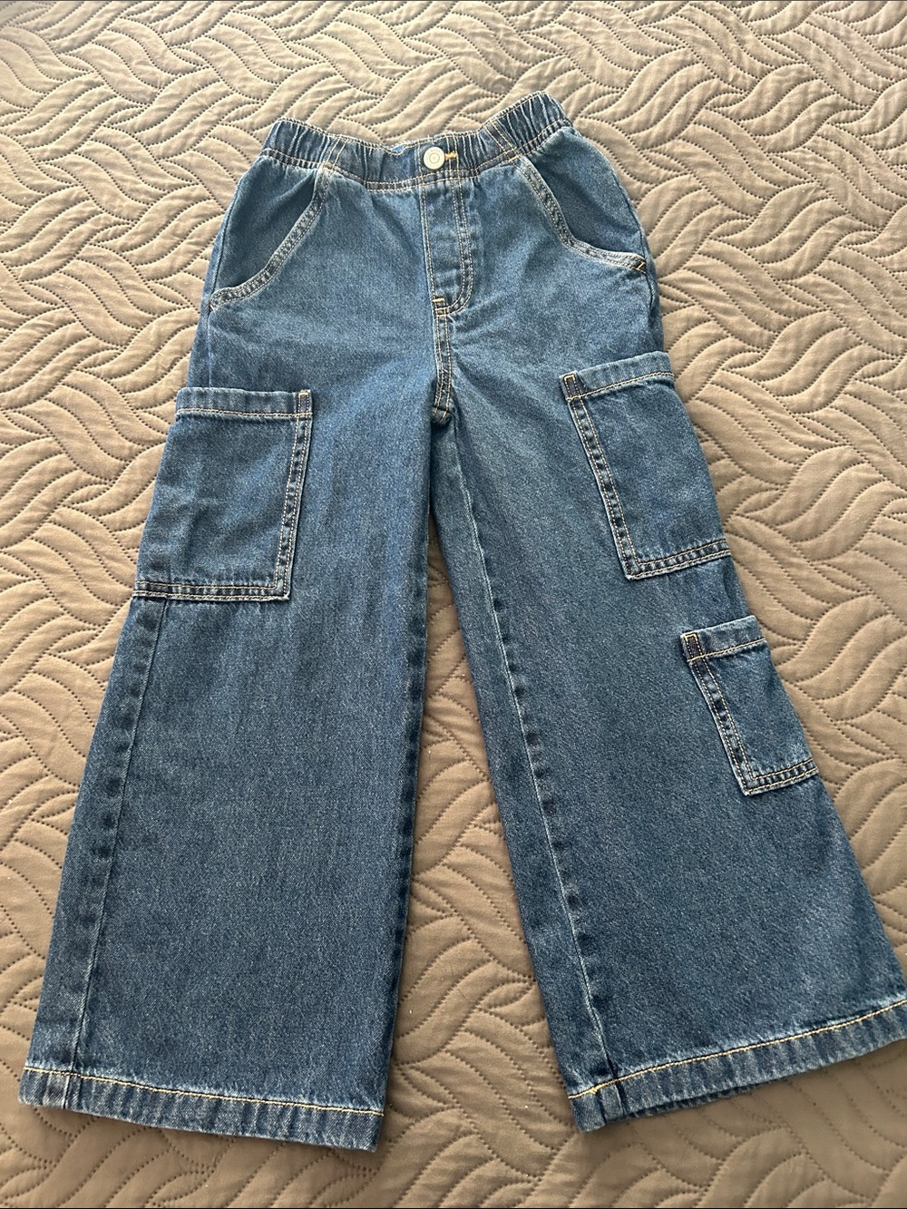 EUC - Old Navy Wide-Leg Cargo Jeans 👖